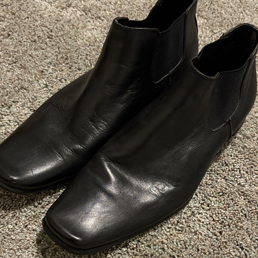 Kenneth Cole Reaction sz 11 Men's Black Leather Chelsea Ankle Boots